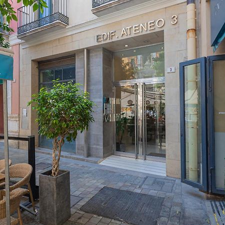 C31 Deluxe Apartment Into Cathedral Square Málaga Eksteriør billede